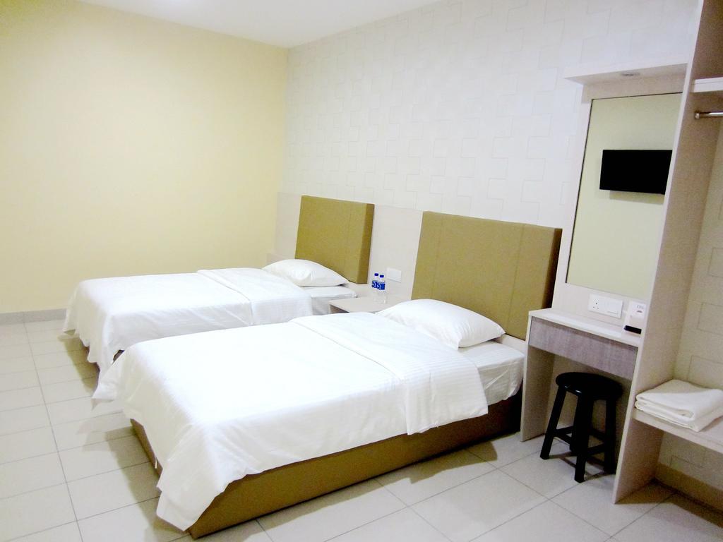 Rg Grand Hotel Batu Pahat Kültér fotó